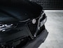 Alfa Romeo Giulia 2.0 T 280pk AWD Veloce ALL BLACK | Pano | 19"| ACC | Matrix |Side | Memo | ACC |