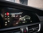 Alfa Romeo Giulia 2.0 T 280pk AWD Veloce ALL BLACK | Pano | 19"| ACC | Matrix |Side | Memo | ACC |