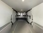 Volkswagen Transporter 2.0 TDI L2H 30 Bulli 150PK Automaat | Styling pakket | Trekhaak | 360 camera
