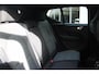 Volvo XC40 B4 Plus Dark | Verwarmbare Voorstoelen en Stuurwiel | Semi-Elektrische Trekhaak | Verwarmbare Voorruit | Premium Audio by Harman Kardon | Adaptieve Cruise Control | Park Assist