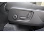 Volvo XC40 B4 Plus Dark | Verwarmbare Voorstoelen en Stuurwiel | Semi-Elektrische Trekhaak | Verwarmbare Voorruit | Premium Audio by Harman Kardon | Adaptieve Cruise Control | Park Assist