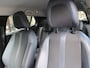 Peugeot 2008 130 Pk Benzine * Luxe Allure * 3D-Instrumentenpaneel * Stoelverwarming * Adaptive Cruise Control * Trekhaak * Keyless Start Button * Apple Car Play / Androed Auto Achteruitrij Camera + Parkeersensoren Voor- en Achterzijde  Vingerhoets; Vierde Generatie Eersteklas Service !