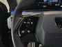 Peugeot 3008 1.2 Hybrid 136 GT | AUTOMAAT | Stoelverwarming voor | 360 graden camera | Draadloze Apple Carplay/Android Auto