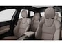 Volvo XC60 2.0 T6 Plug-in hybrid AWD Ultra Dark / Luchtvering / Pano. dak / Elek. verstelbare stoelen / Stoel + stuurverwarming / 22" velgen / Cardamom interieur / Harman Kardon / Head-up display /
