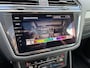 Volkswagen Tiguan 1.5 TSI R-LINE, Blackpack, HUD, Pano, Carplay, Acc, Blis, Sfeerverlichting, H&amp;K, erg mooi!