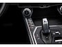 Lynk & Co 01 1.5 | 360 Camera | Panoramadak | Camera | Adaptieve Cruise Control | Elek. Achterklep | Stoelverwarming | Apple Car Play | Parkeersensoren voor + achter |