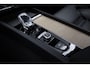 Volvo XC60 T8 Plug-in hybrid AWD Ultra Dark Snel Leverbaar! Te bestellen!