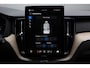 Volvo XC60 T8 Plug-in hybrid AWD Ultra Dark Snel Leverbaar! Te bestellen!