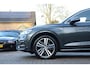 Audi Q5 55 TFSI e quattro Competition | EL. TREKHAAK 1750KG | ADAPTIVE CRUISE | MASSAGE MEMORY SEATS SPORT | 20" LMV | STOELVERWARMING V+A | CAMERA | PARK SENS V+A | FULL LED | DODE HOEK SENS | ELEKTRISCHE ACHTERKLEP | S-LINE EXT | PRACHTIGE STAAT!!