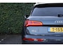 Audi Q5 55 TFSI e quattro Competition | EL. TREKHAAK 1750KG | ADAPTIVE CRUISE | MASSAGE MEMORY SEATS SPORT | 20" LMV | STOELVERWARMING V+A | CAMERA | PARK SENS V+A | FULL LED | DODE HOEK SENS | ELEKTRISCHE ACHTERKLEP | S-LINE EXT | PRACHTIGE STAAT!!