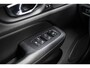 Volvo V60 2.0 T8 Twin Engine AWD Inscription | Trekhaak | Stoel- en stuurwielverwarming | Lederen bekleding | Achterbankverwarming | Getint glas | Alarm |
