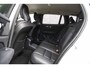 Volvo V60 2.0 T8 Twin Engine AWD Inscription | Trekhaak | Stoel- en stuurwielverwarming | Lederen bekleding | Achterbankverwarming | Getint glas | Alarm |