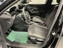 Peugeot 2008 1.2 PureTech Active Pack Camera | Stoelverwarming | Climate Control | 16" Lichtmetaal | Cruise | Carplay | DAB | LED | Achteruitrijcamera | Airco (automatisch) | Apple Carplay/Android Auto|telefoonintegratie premium
