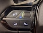 Peugeot 2008 1.2 PureTech Active Pack Camera | Stoelverwarming | Climate Control | 16" Lichtmetaal | Cruise | Carplay | DAB | LED | Achteruitrijcamera | Airco (automatisch) | Apple Carplay/Android Auto|telefoonintegratie premium