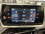 Peugeot 2008 1.2 PureTech Active Pack Camera | Stoelverwarming | Climate Control | 16" Lichtmetaal | Cruise | Carplay | DAB | LED | Achteruitrijcamera | Airco (automatisch) | Apple Carplay/Android Auto|telefoonintegratie premium