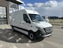 Mercedes-Benz Sprinter 317 CDI L2 H2 PRO Facelift / LED / MBUX / Navigatie / Camera / Parkeersensoren / Cruise control / Airco / 270 Graden achterdeuren