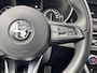 Alfa Romeo Giulia 2.0 Turbo 200pk Automaat Sprint I Winterset I Navigatie I Adaptive Cruise I Camera I Carplay | Unieke kleur