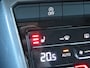 Volkswagen T-Roc 1.5 TSI 150pk DSG-aut. LIFE EDITION / IQ Light / Trekhaak afn.baar / Stoelverw. / 17 Inch / FABRIEKS garantie