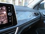 Volkswagen T-Roc 1.5 TSI 150pk DSG-aut. LIFE EDITION / IQ Light / Trekhaak afn.baar / Stoelverw. / 17 Inch / FABRIEKS garantie