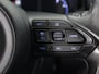 Toyota Yaris Cross 1.5 HYBRIDE EXECUTIVE BI-TONE GARANTIE TOT 9-2032 .Dodehoek detectie . JBL Audio . Stoel verwarming .