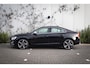 Volvo S60 2.0 T6 Aut.8 R-Design | Stoel- en stuurverwarming | Bi-xenon koplampen | Achteruitrijcamera | Navigatie | Volvo On Call | Parkeersensoren voor + achter | Voorruitverwarming | 19" velgen |