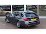 BMW 3-Serie Touring 318i M Sport Pano Harman Kardon Trekhaak Leer Led Mooi!