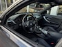 BMW 3-Serie Touring 318i M Sport Pano Harman Kardon Trekhaak Leer Led Mooi!