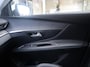 Peugeot 3008 SUV Allure PureTech 130pk EAT8 automaat, Rijklaarprijs, Navigatie Camera Trekhaak Stoelverwarming