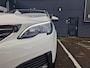 Peugeot 5008 1.2 PureTech 130pk Blue Lease Executive | 7 zitplaatsen | Automaat | Achteruitrijcamera | Navigatie | Getinte ramen achter