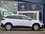 Peugeot 5008 1.2 PureTech 130pk Blue Lease Executive | 7 zitplaatsen | Automaat | Achteruitrijcamera | Navigatie | Getinte ramen achter