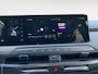 Kia EV3 Plus 58.3 kWh | Stoel verwarming | Parkeer camera achter + parkeer sensoren voor en achter | Dodehoek detectie | Draadloze oplader | Climate control | Adaptive cruise control