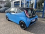 Toyota Aygo 1.0 VVT-i x-play | Two Tone, 15" LM-Velgen, Cruise controle, Blue tooth radio, Camera