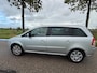 Opel Zafira 1.6 Cosmo Lees Tekst !