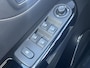 Renault Captur TCe 120 EDC Xmod / Achteruitrijcamera / Verwarmde Voorstoelen / Navigatie full map / Keyless Entry & Start / Cruise- en Climate Control / Parkeersensoren voor en achter / Bluetooth / Radio