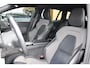 Volvo V60 B4 R-Design | ACC | Styling kit | Camera | Trekhaak