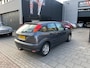 Ford Focus 1.6-16V Ambiente Trekhaak Airco NAP APK 1 Jaar