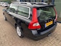 Volvo V70 2.5FT Summum Automaat 200PK LEER / ECC / TREKHAAK