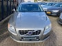 Volvo V70 2.5FT Momentum Automaat H.LEER / XENON / TREKHAAK / YOUNGTIMER