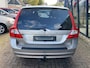 Volvo V70 2.5FT Momentum Automaat H.LEER / XENON / TREKHAAK / YOUNGTIMER
