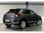 Volkswagen T-Roc 1.5 TSI 150PK Sport Pano Virtual Trekhaak