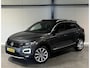 Volkswagen T-Roc 1.5 TSI 150PK Sport Pano Virtual Trekhaak