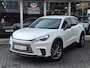 Lexus LBX 1.5 Comfort & Safety Pack | Dodehoekherkenning, Parkeersensoren, Keyless, Stoelverwarming
