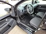 Volkswagen Up! 1.0 BMT move up! 5 deurs airco lm velgen