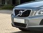 Volvo XC60 2.0 D3 AWD Momentum Aut.-6 | 2e eig., volledig gedocumenteerd | Bijtellingsvriendelijke Youngtimer |
