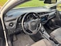 Toyota Auris Touring Sports 1.8 Hybrid Dynamic Go Automaat ECC Audio-CD/MP3 Navigatie LMV 16" Sportstoelen Dealeronderhoud Nw Apk!