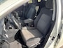 Toyota Auris Touring Sports 1.8 Hybrid Dynamic Go Automaat ECC Audio-CD/MP3 Navigatie LMV 16" Sportstoelen Dealeronderhoud Nw Apk!