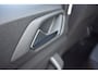 Volkswagen T-Cross Life Edition | 'App-Connect' draadloze smartphone integratie | Achterlichten LED | Afstandscontrolesysteem (Front Assist)