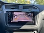 Volkswagen Tiguan 1.4 R-Line Business eHybrid 245PK | Memory Seats | Lederen Bekleding | Stuur & Stoelen Verwarmd | Trekhaak | LED lampen