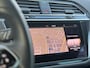 Volkswagen Tiguan 1.4 R-Line Business eHybrid 245PK | Memory Seats | Lederen Bekleding | Stuur & Stoelen Verwarmd | Trekhaak | LED lampen
