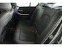 BMW 3-Serie 320e High Executive / LED / Navi / CarPlay / Leder / DAB